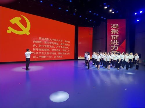 寶雞市金臺區舉辦非公經濟組織慶祝中國共產黨成立102周年 紅心向黨 文藝匯演暨 兩優一先 表彰大會